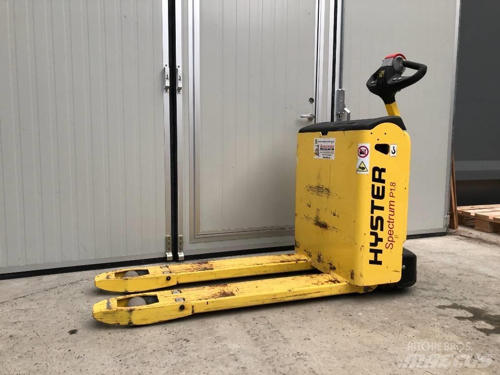 Hyster P 1.8 AC Zemie palešu pacēlāji
