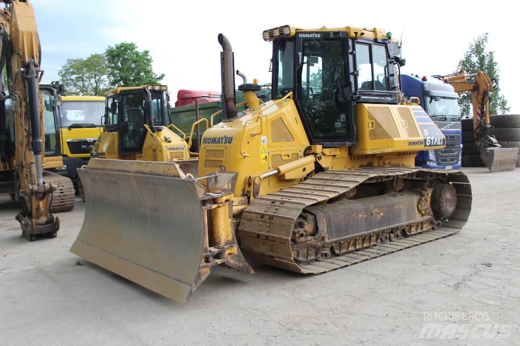 Komatsu D 61 PXI-23 Kāpurķēžu buldozeri