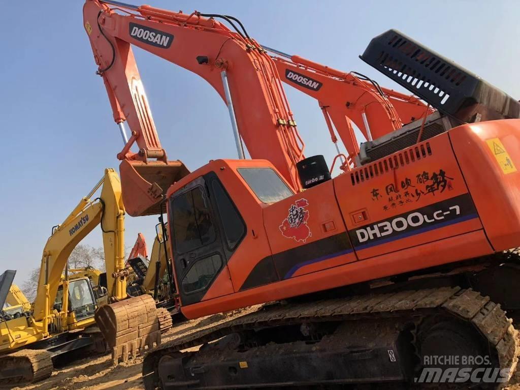 Doosan 300-7 Kāpurķēžu ekskavatori
