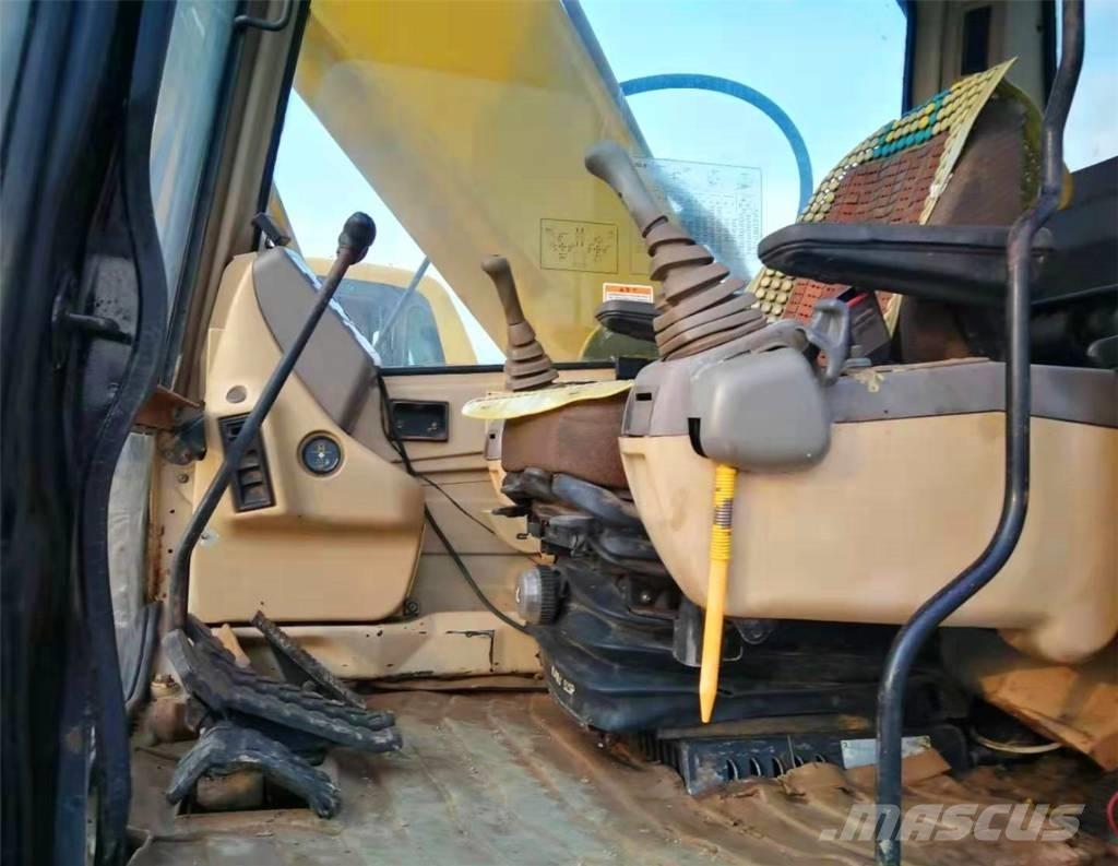 CAT 330BL Kāpurķēžu ekskavatori