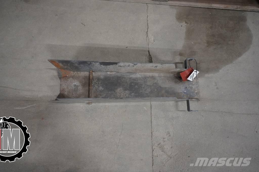 Valtra A 83 HT Skydd Šasija un piekare