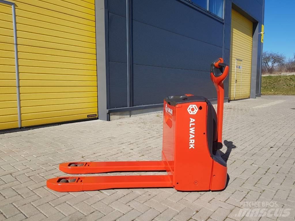 Linde T16 Rati palešu pārvadāšanai