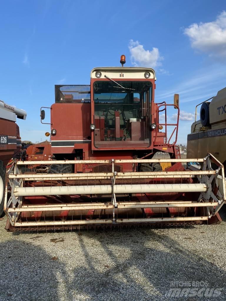 Case IH 1440 Ražas novākšanas kombaini