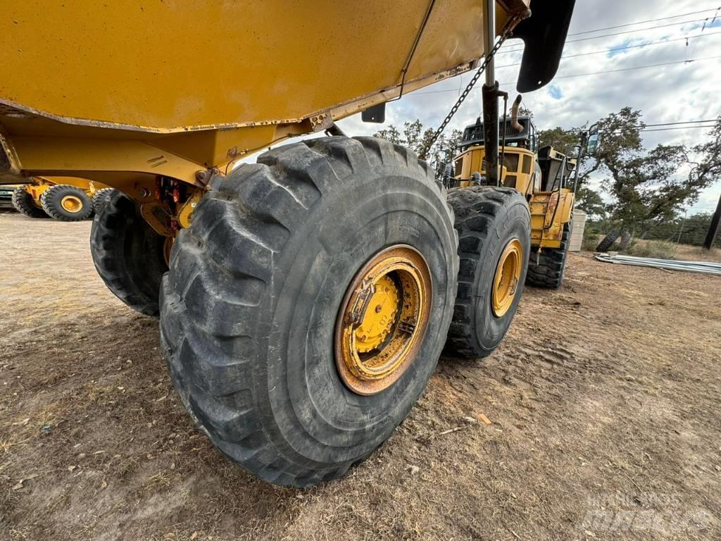 CAT 745C Artikulētie pašizgāzēji