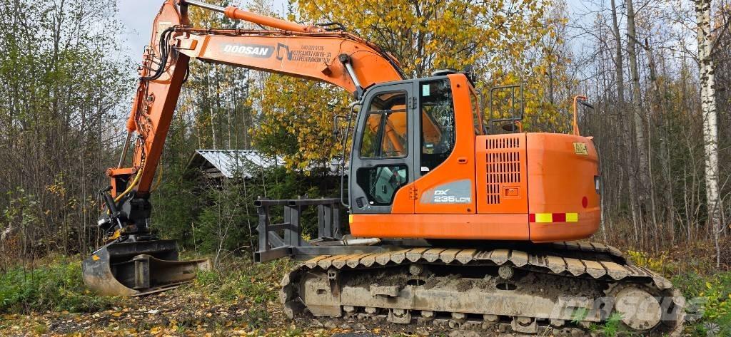Doosan DX 235 LCR Kāpurķēžu ekskavatori