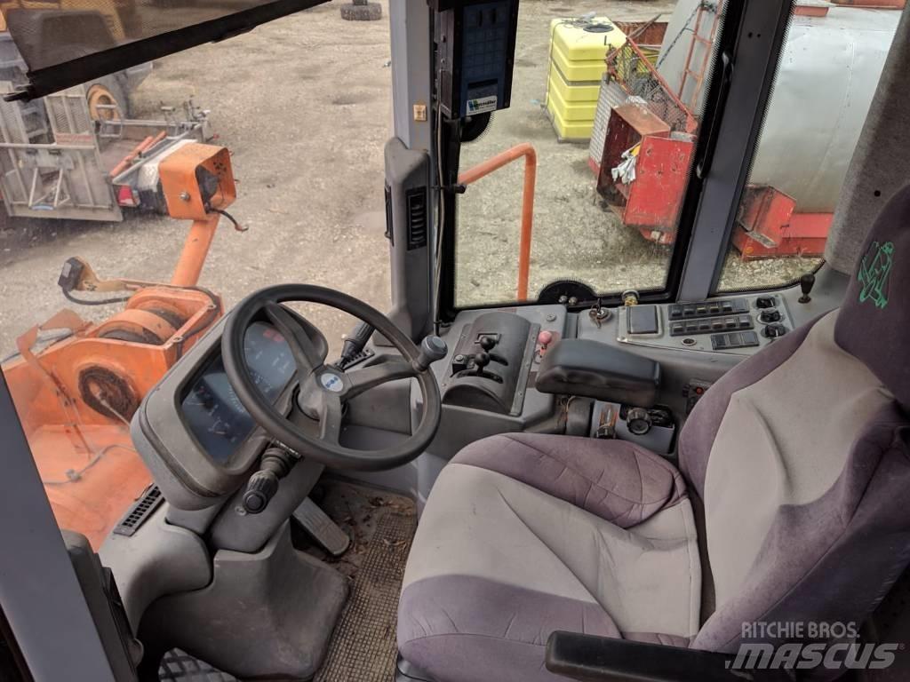 Fiat-Hitachi W 270 Iekrāvēji uz riteņiem