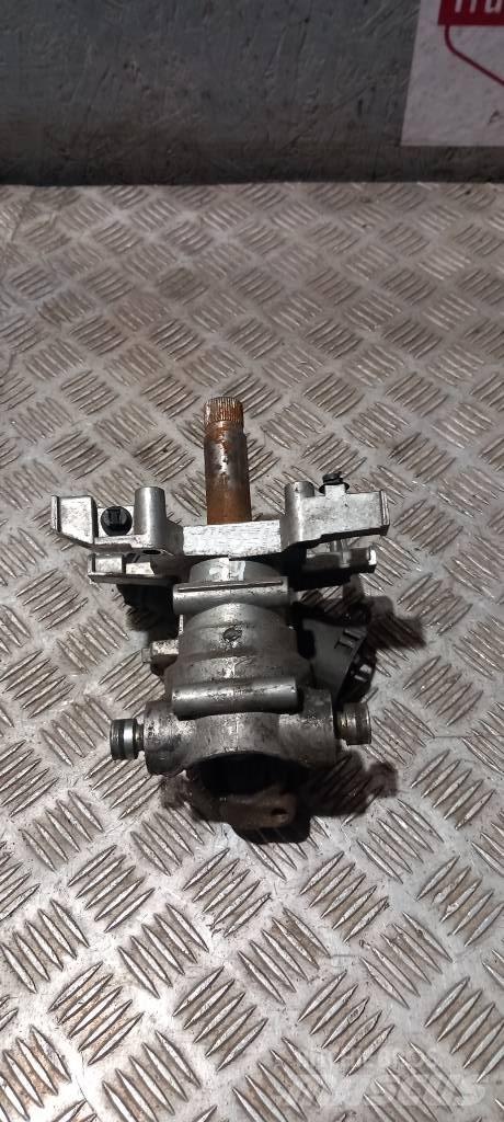 Scania R 420   1421785 Kabīnes un interjers