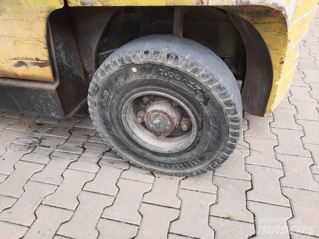 Hyster H4.50XM Tehnika ar dīzeļa dzinēju