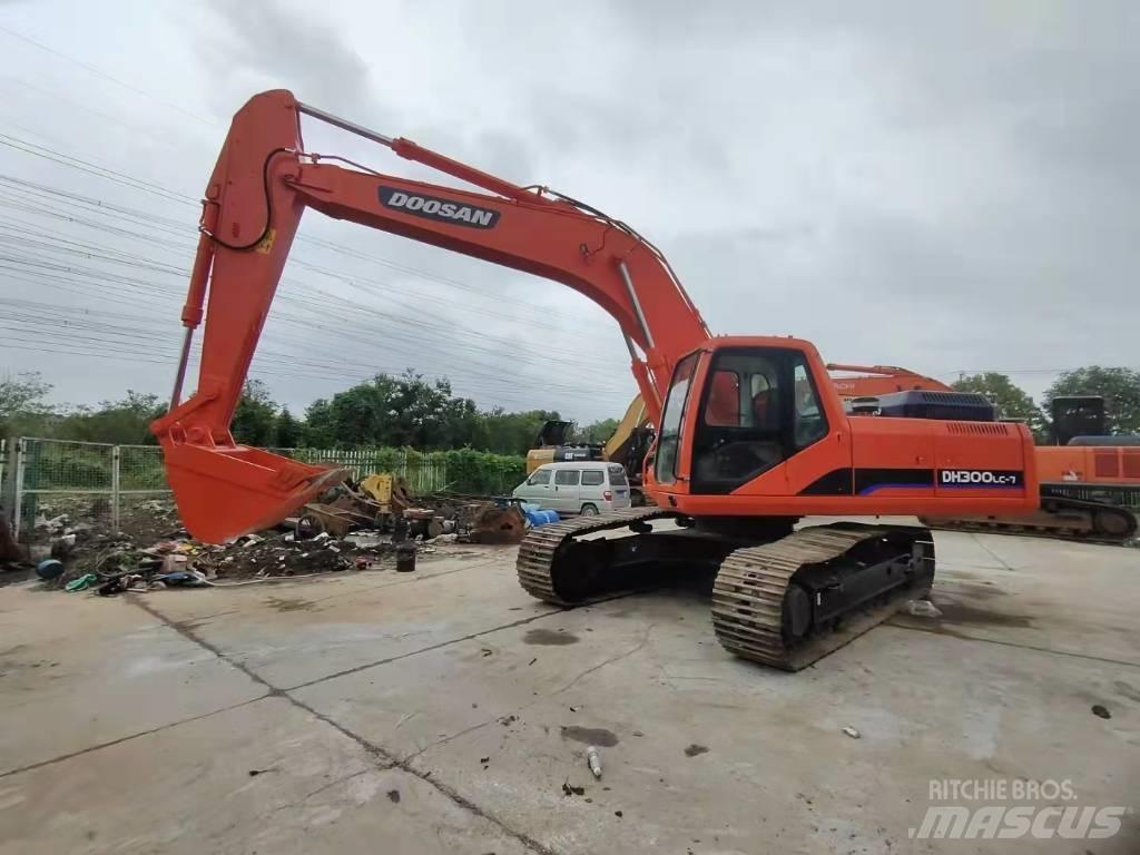 Doosan DH 300 LC-7 Kāpurķēžu ekskavatori