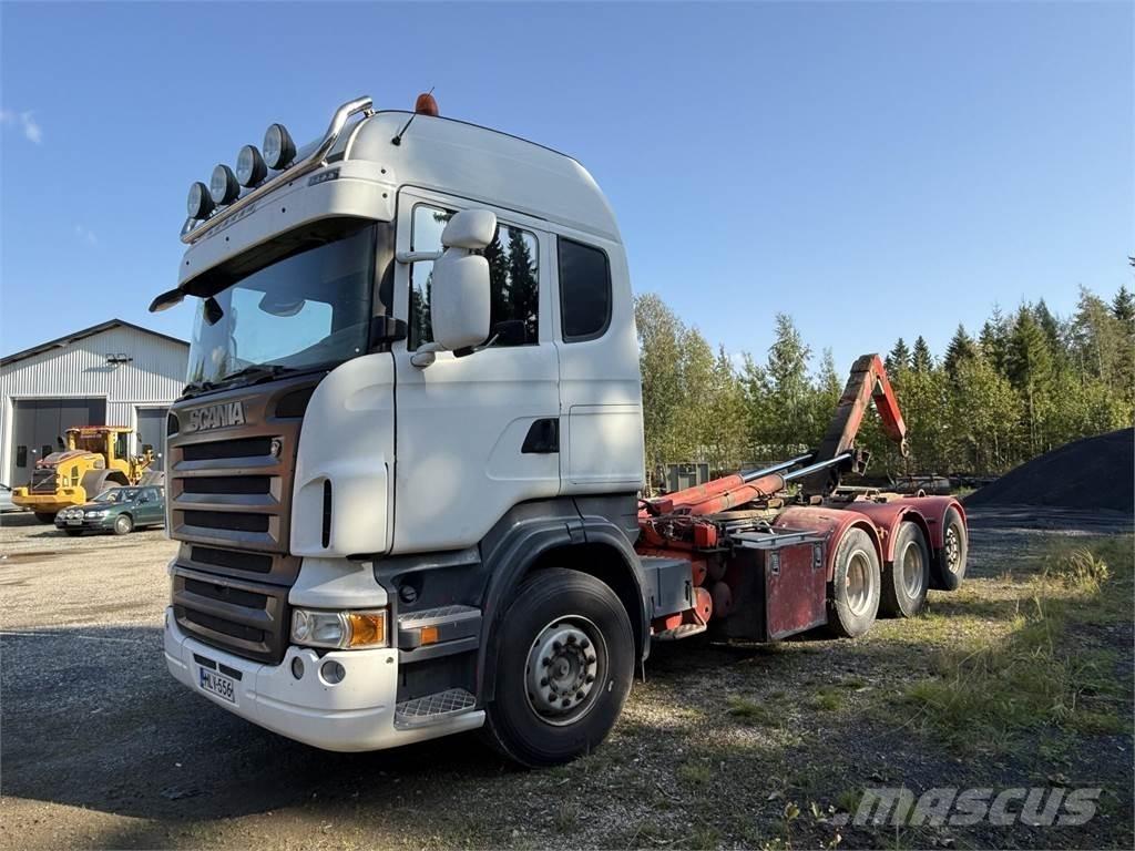 Scania R16 V8 8X4 Treileri ar āķi