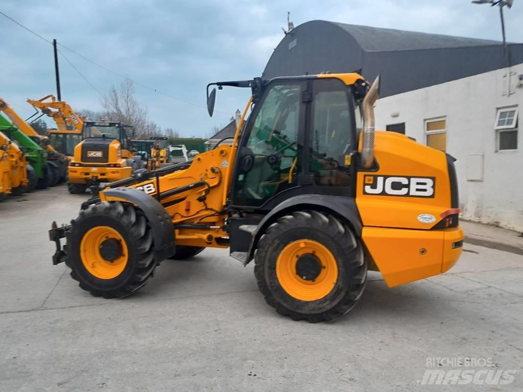 JCB TM 320 S Lauksaimniecības pacēlāji