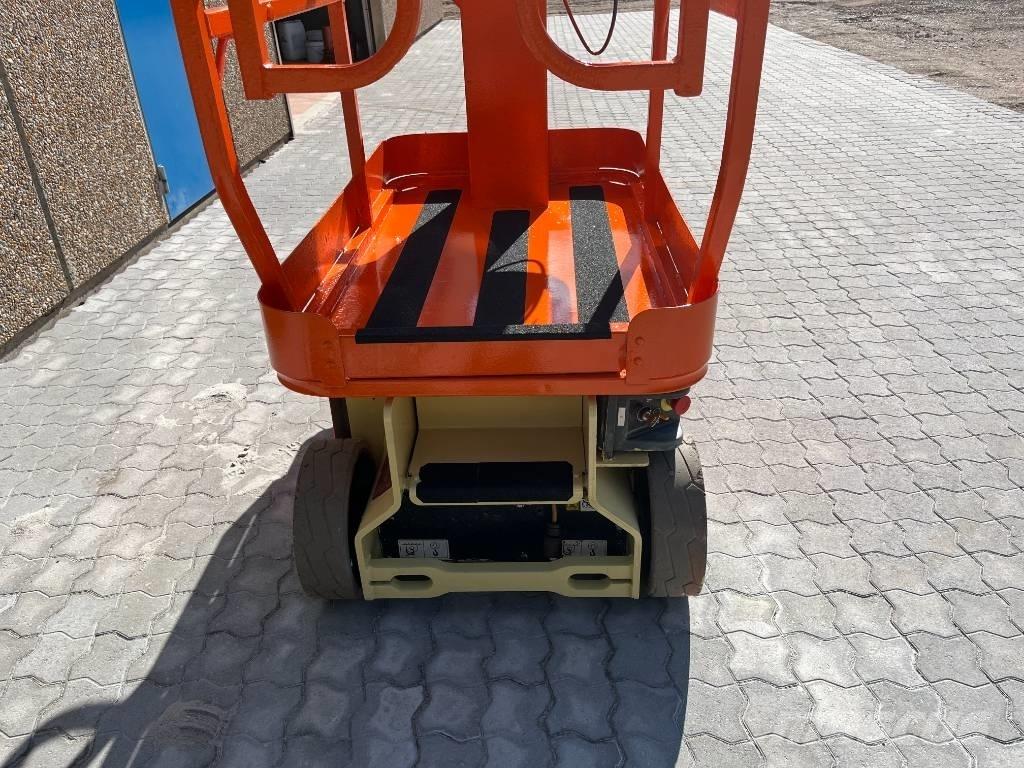 JLG 1230 ES Vertikālie pacēlāji