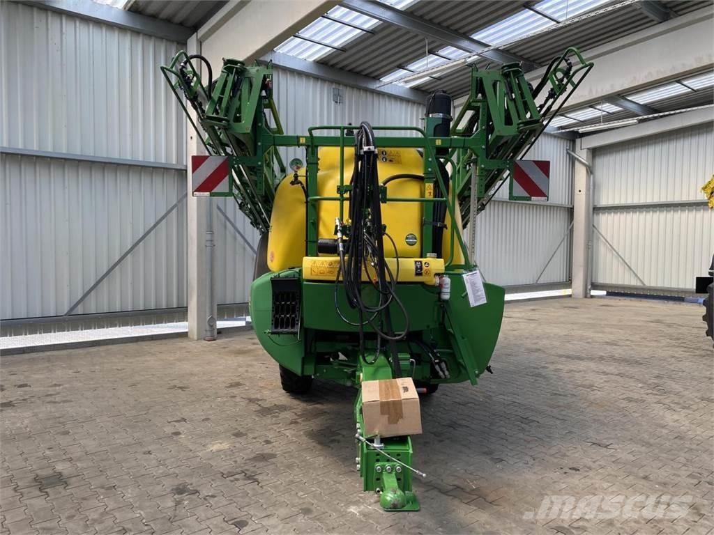 John Deere R740i Piekabināmie smidzinātāji(miglotāji)