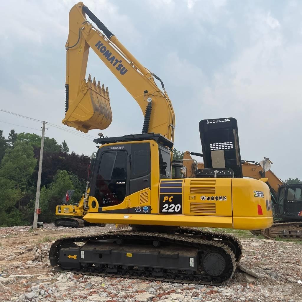 Komatsu PC 220-8 Kāpurķēžu ekskavatori