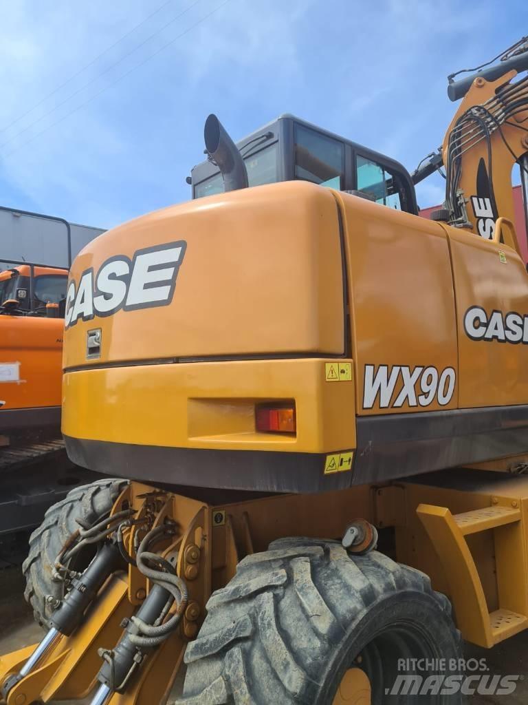 CASE WX 90 Ekskavatori uz riteņiem