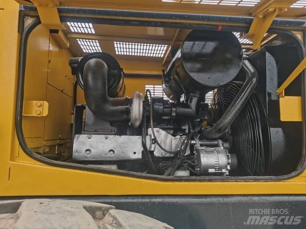 Komatsu WA 360-3 Iekrāvēji uz riteņiem