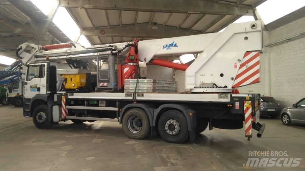 Oil & Steel EAGLE 4426 Pacēlāji uz automašīnas bāzes