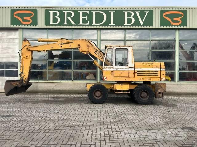 Liebherr A 911 C Ekskavatori uz riteņiem