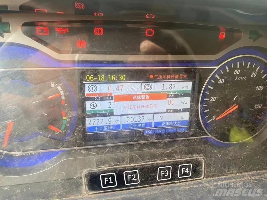 Sany STC1600 Visurgājēji celtņi