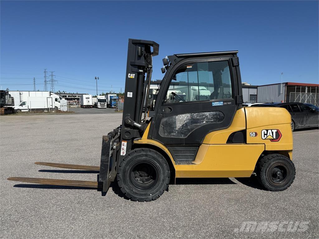 CAT DP50NT Tehnika ar dīzeļa dzinēju