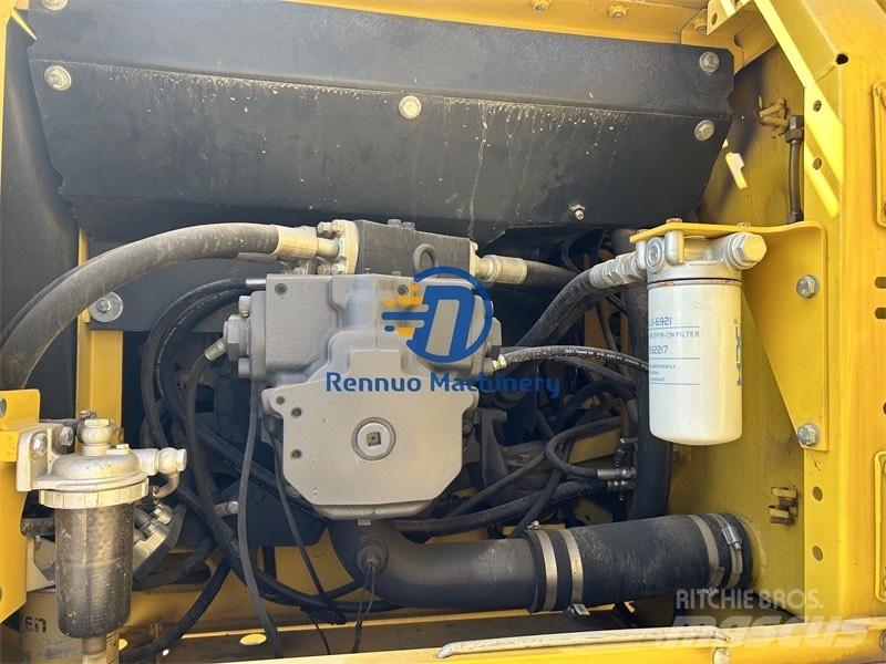 Komatsu PC 300 Kāpurķēžu ekskavatori