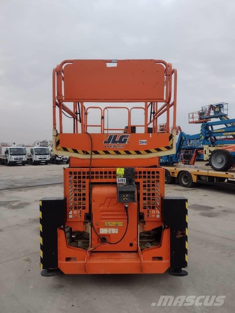 JLG M 4069 Šķerveida pacēlāji