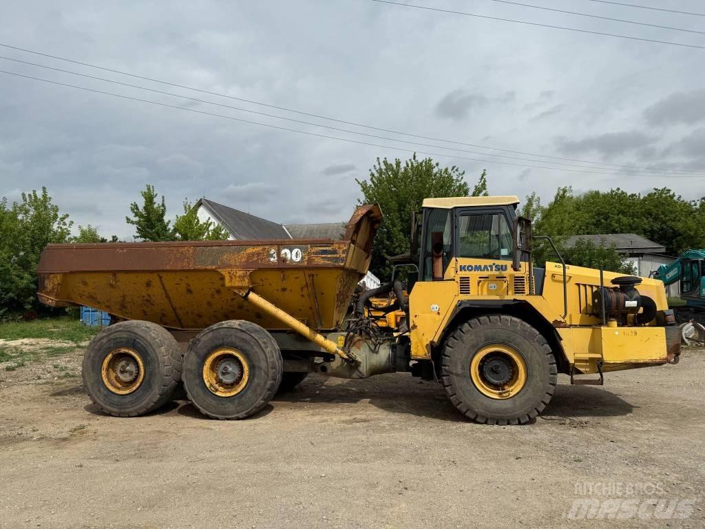 Komatsu HM300-1 Artikulētie pašizgāzēji