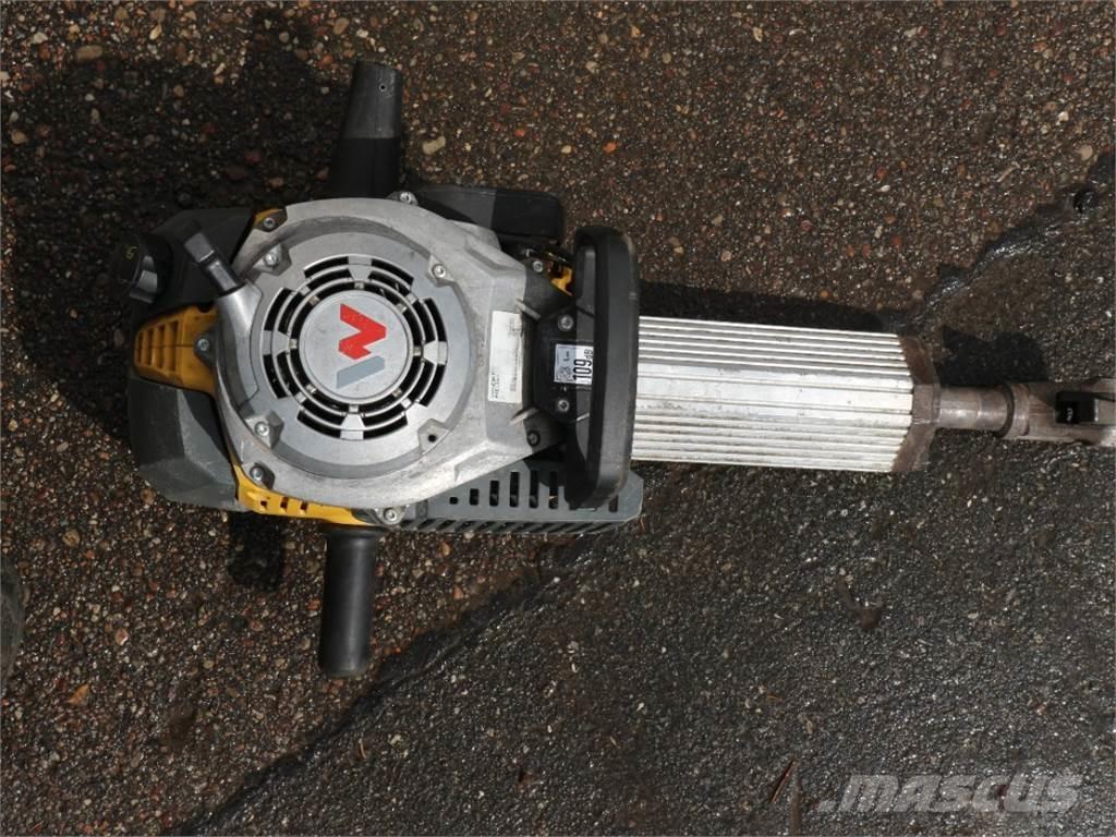 Neuson BH65 Āmuri/Drupinātāji