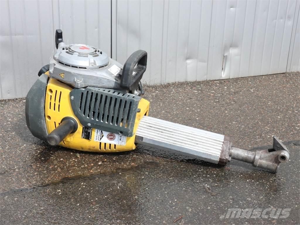 Neuson BH65 Āmuri/Drupinātāji