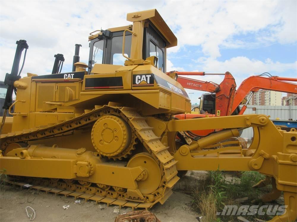 CAT D 8 N Kāpurķēžu buldozeri