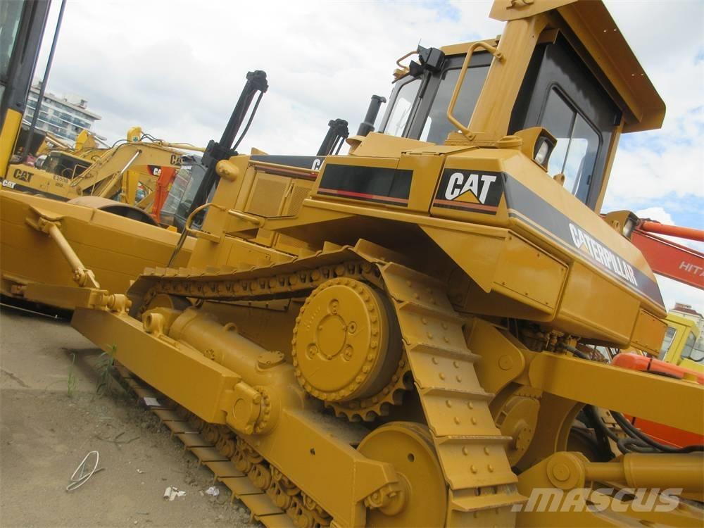 CAT D 8 N Kāpurķēžu buldozeri