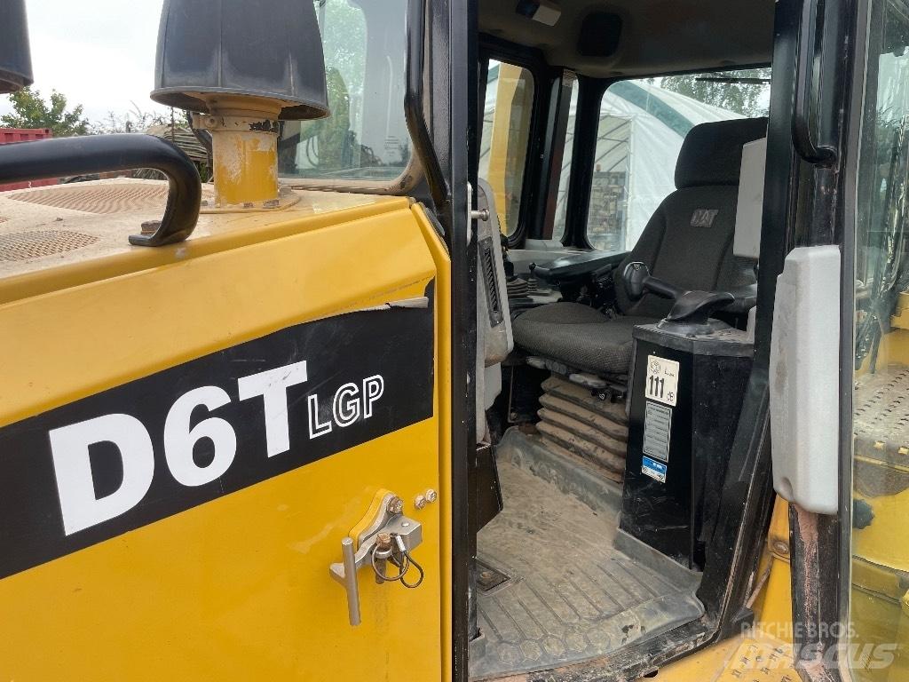 CAT D 6 T LGP Kāpurķēžu buldozeri