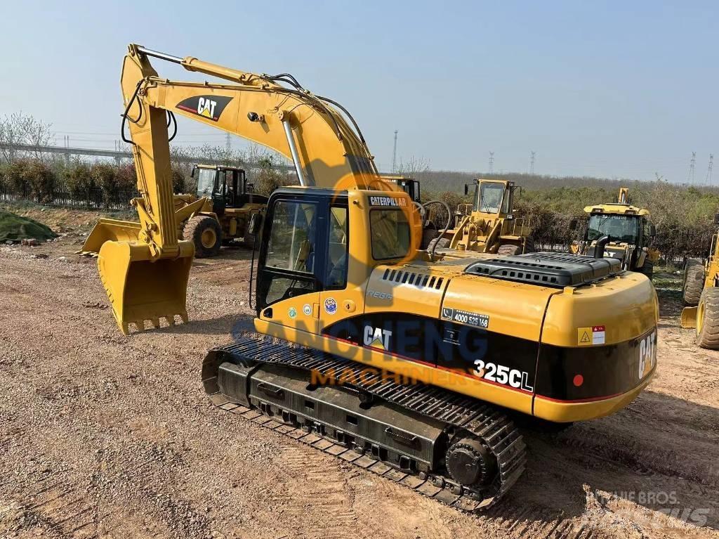 CAT 325 CL Kāpurķēžu ekskavatori