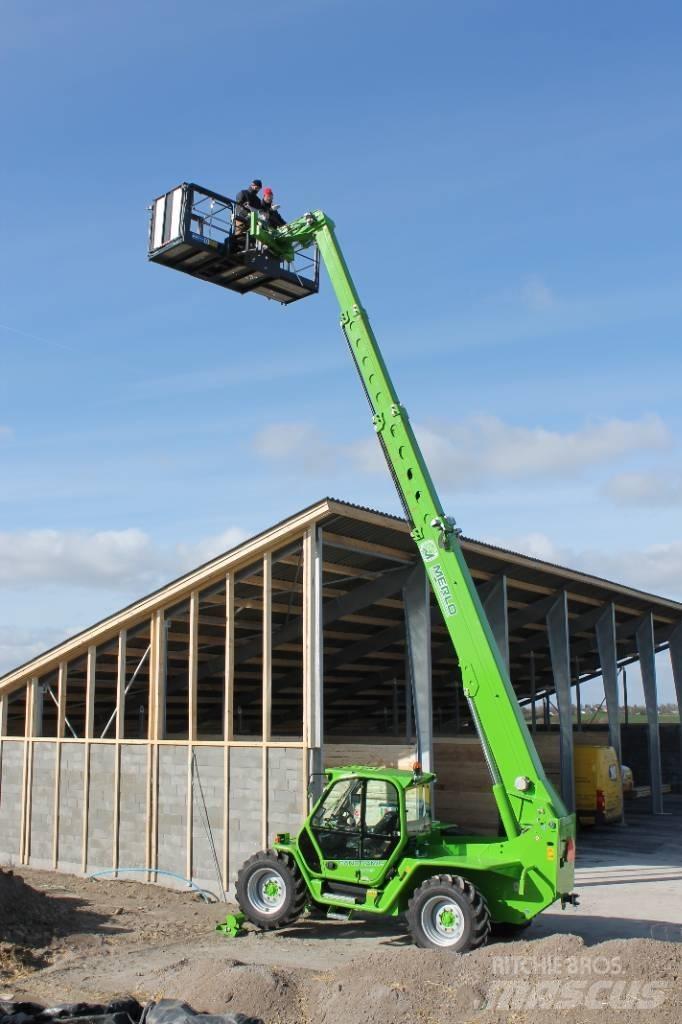 Merlo P40.17 Teleskopiskie manipulatori