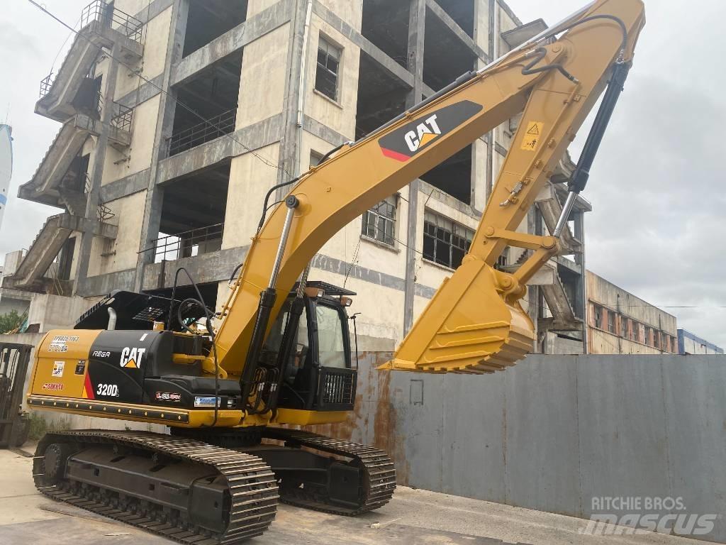 CAT 320 D Kāpurķēžu ekskavatori