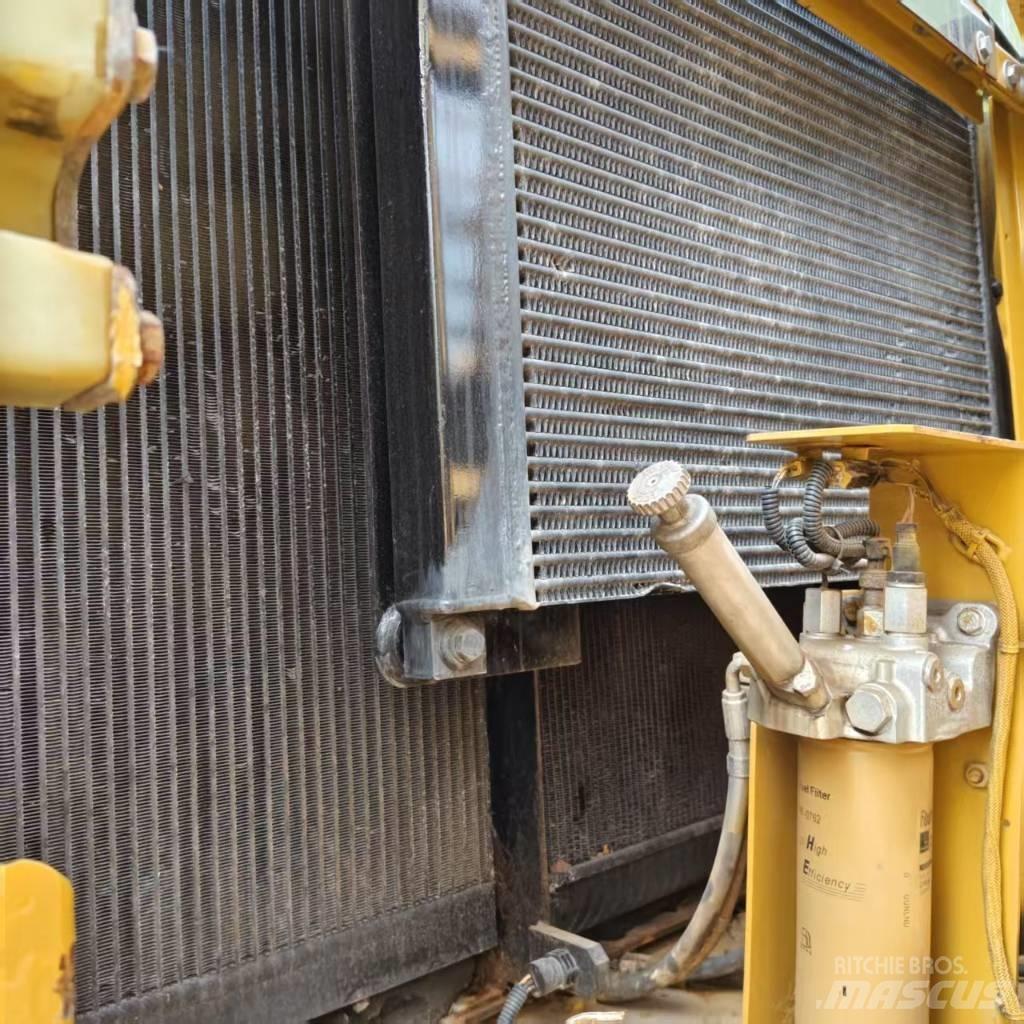 CAT 336 D Kāpurķēžu ekskavatori