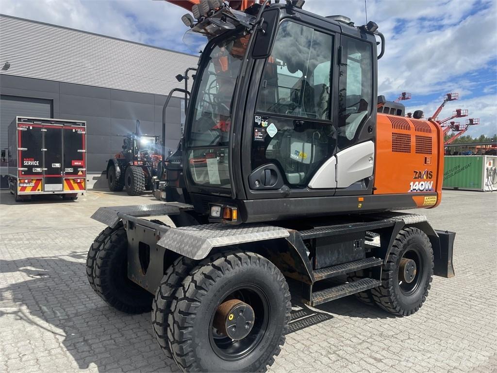 Hitachi ZX 140 W-6 Ekskavatori uz riteņiem