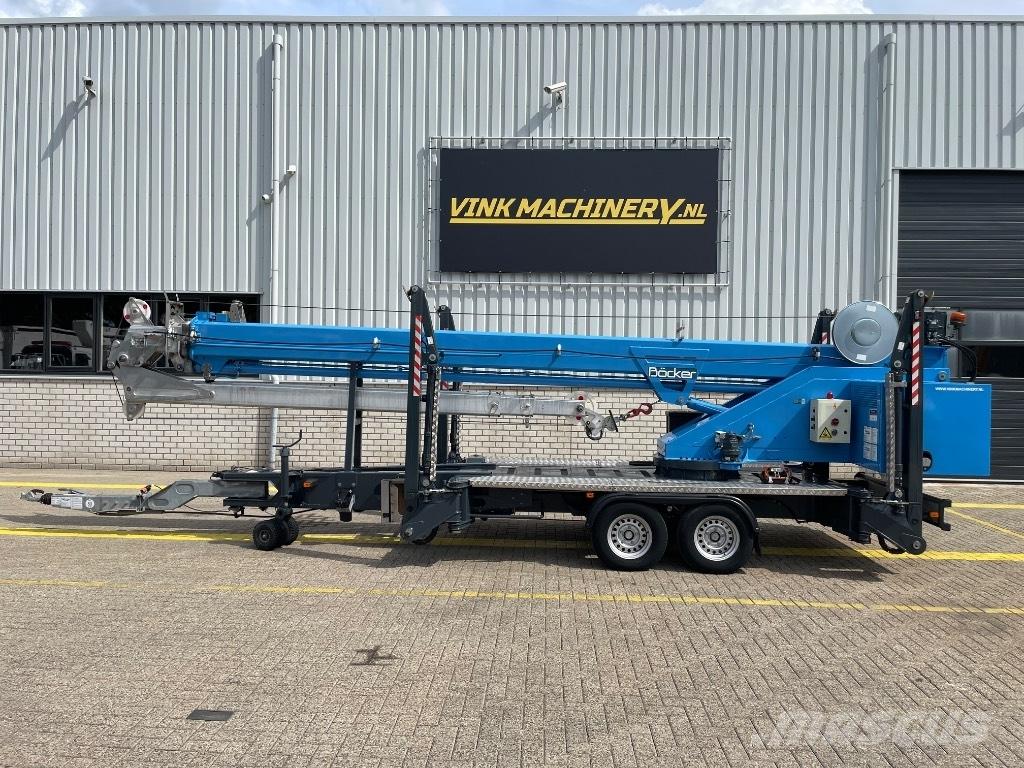 Böcker AHK 30/1500 Visurgājēji celtņi
