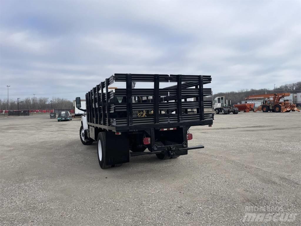 GMC T 7500 Smagās mašīnas ar celtni