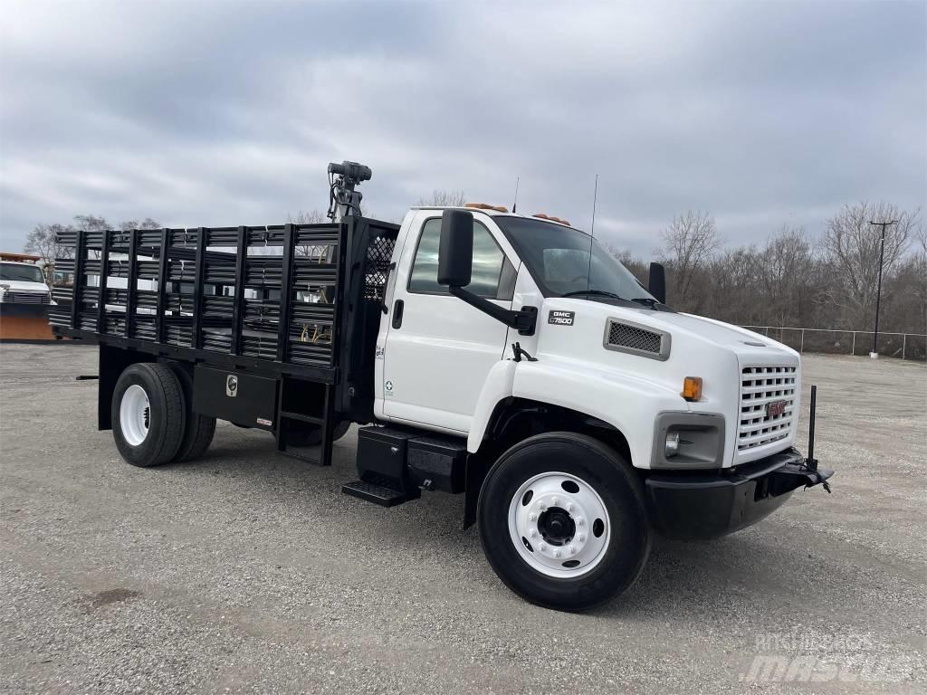 GMC T 7500 Smagās mašīnas ar celtni