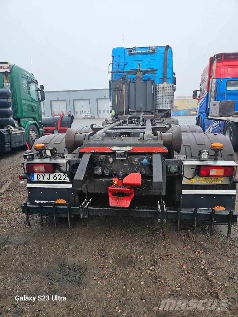 Volvo FH13 Treileri ar āķi