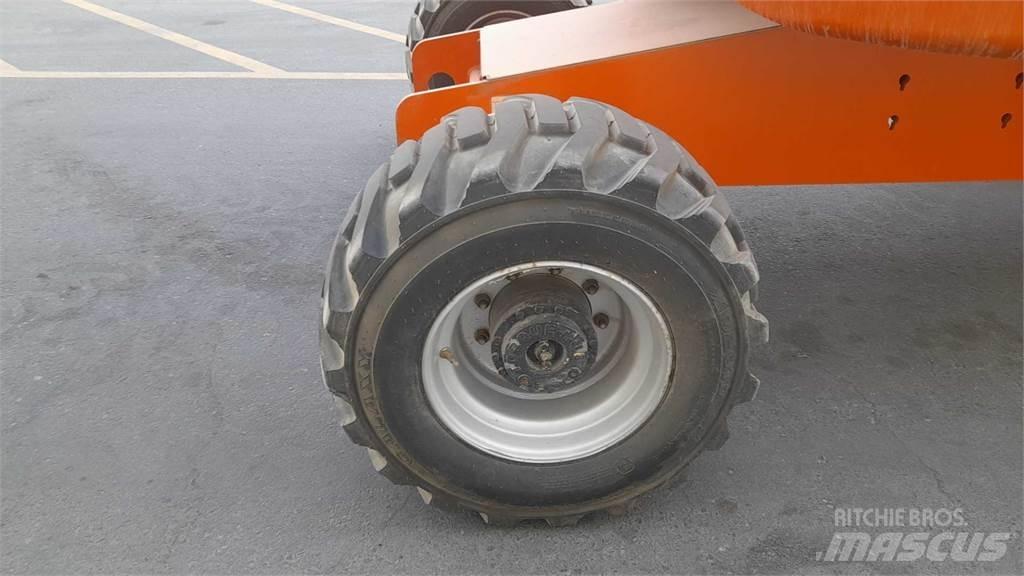 JLG 450AJSII Strēles pacēlāji