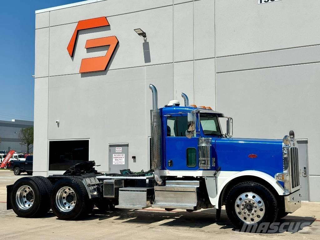 Peterbilt 389 Vilcēji