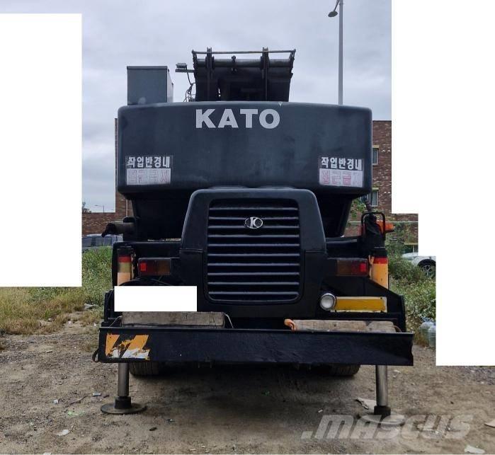 Kato KR 25 H V-2 Celtņi nelīdzenām virsmām