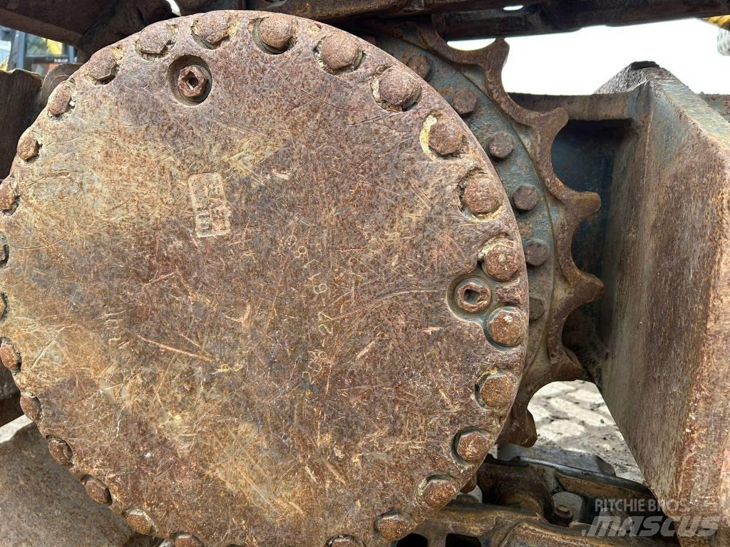 Komatsu PC 450 LC-6 Kāpurķēžu ekskavatori