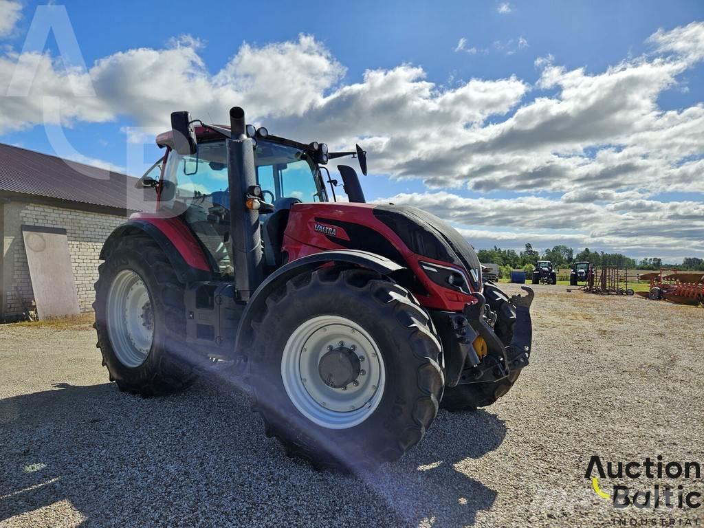 Valtra T 194 H Traktori