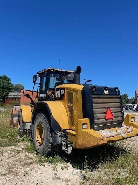 CAT 972 M Iekrāvēji uz riteņiem
