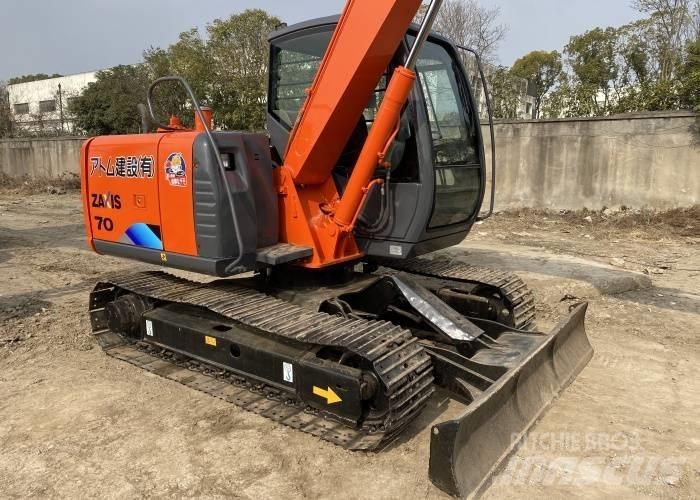 Hitachi ZX 70 Kāpurķēžu ekskavatori