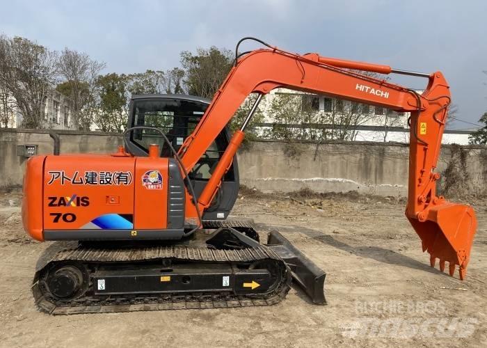 Hitachi ZX 70 Kāpurķēžu ekskavatori