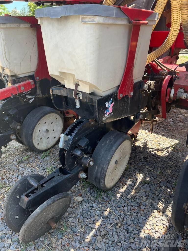 Horsch Maestro 12 CC Precīzās izsējas sējmašīnas 